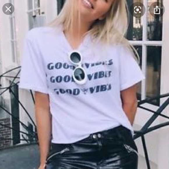 Brandy Melville Good Vibes Top - Picture 5 of 5